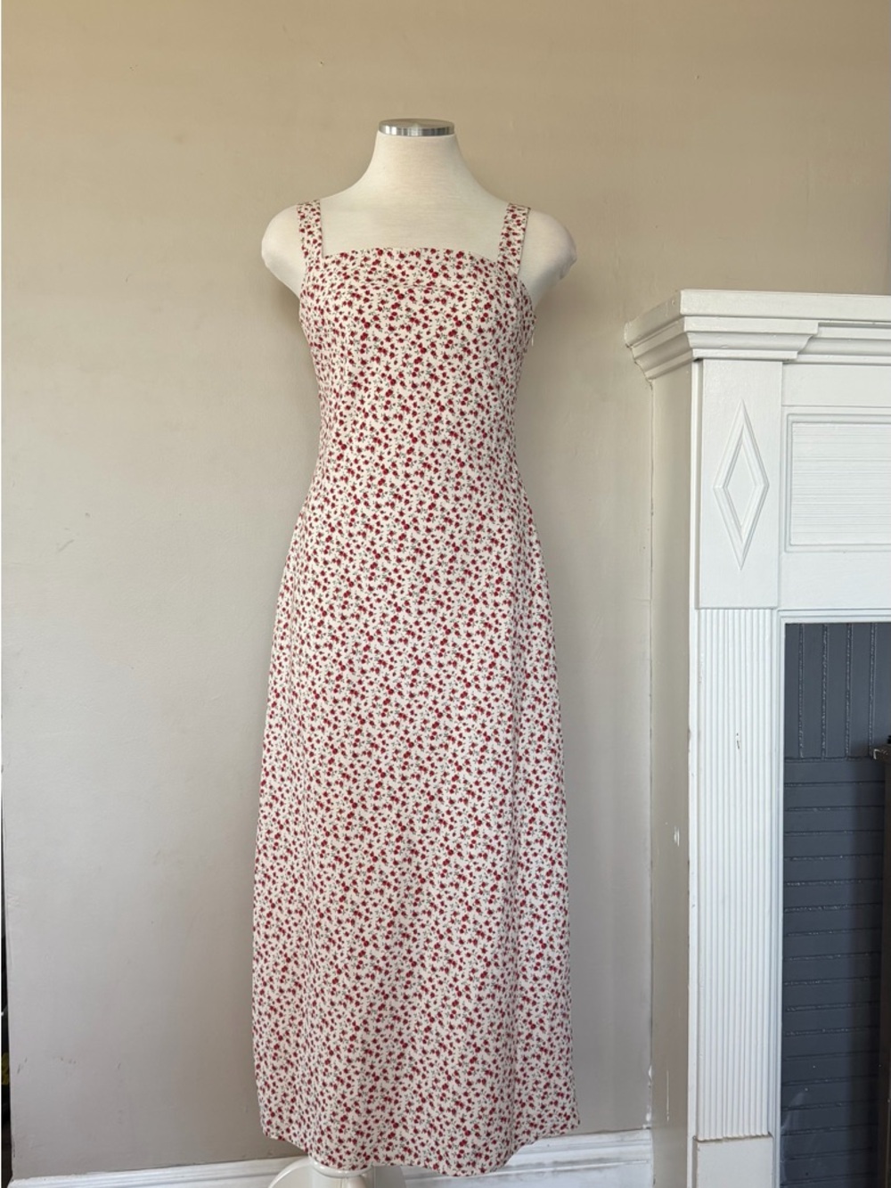 Abercrombie & Fitch Cream Maxi Dress with Red Floral Print